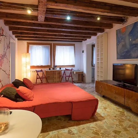 Maddalena - Cannaregio Apartment